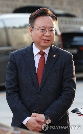 병원장들과 간담회 마친 조규홍 장관