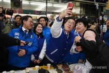 강원 방문한 이재명 대표