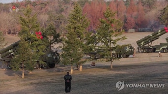 김정은, '초대형 방사포' 사격훈련 지도