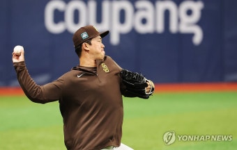 훈련하는 고우석