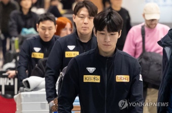 쇼트트랙 황대헌 입국