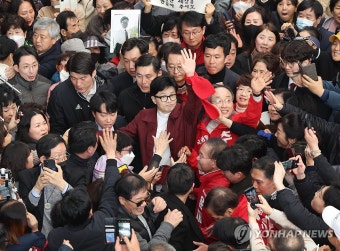 지지 호소하는 한동훈 위원장
