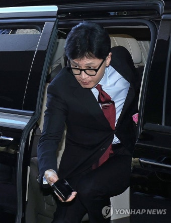전국의대교수협 회장단 간담회 참석하는 한동훈 비대위원장