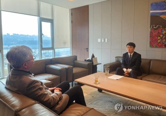 의협 비대위원장 만난 임현택 차기 의협회장 당선인