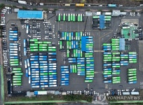 서울 시내버스로 꽉 찬 차고지