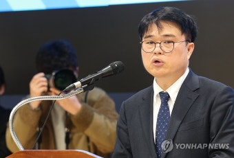 발언하는 임현택 의협 회장 당선인