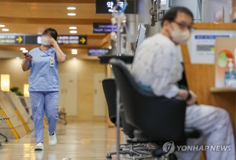 전국 의료공백 장기화…33개월 아기 이송 거부 끝에 숨져