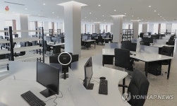 북한 당 중앙간부학교 도서관에 미국산 델 모니터 설치