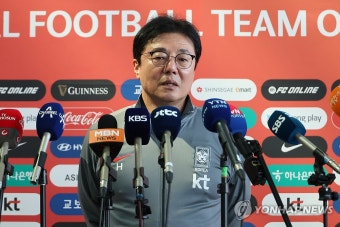 10회 연속 올림픽 본선 진출 각오 밝히는 황선홍 감독