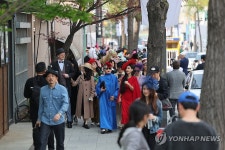 가로수길에 활기를