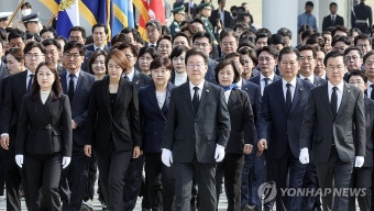 이재명, 오늘 4·10 총선 당선인들과 현충원 참배