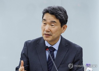 제1차 교육 발전 특구 자문위원회 역할 말하는 이주호 부총리