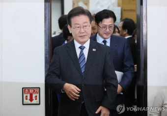최고위 참석하는 이재명 대표