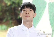 기자회견 참석한 대니 구