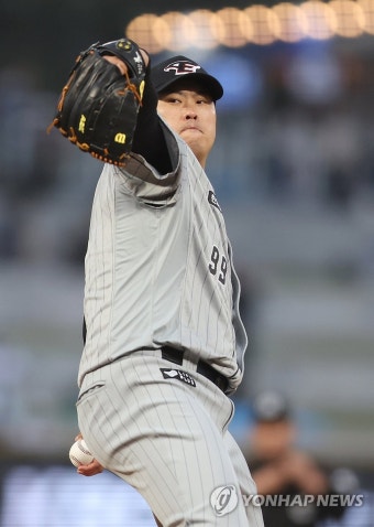 한화 류현진, 창원서 KBO 100승 정조준