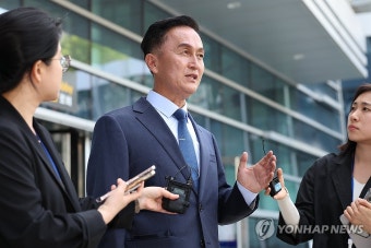 류삼영 전 총경, 정직 3개월 유지 판결