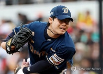 투구하는 김영규