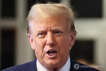 트럼프, 형사재판 배심원 첫 대면 앞두고 