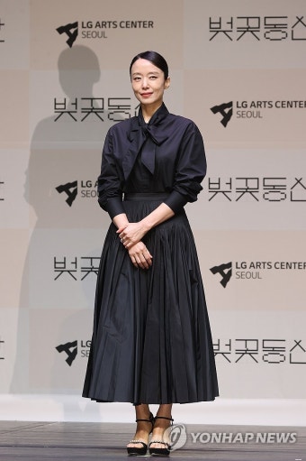 전도연 '벚꽃동산'으로 27년 만에 연극 무대