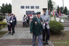 '73년 전 한국을 도왔던 이들을 도우며'