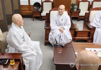 '뉴진스님', 조계종 총무원장 예방