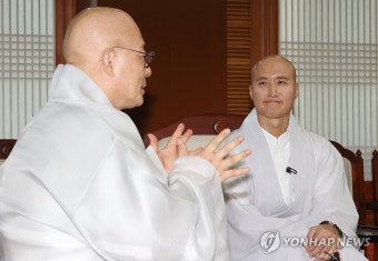 '뉴진스님' 만난 조계종 총무원장