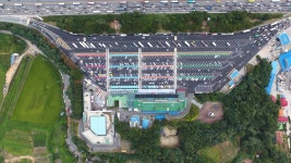 밥먹는 곳 아닌 즐거운 여행장소로…고속道 휴게소 싹 바뀐다