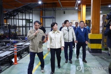 송미령 장관, 남원농협 농산물산지유통센터 방문