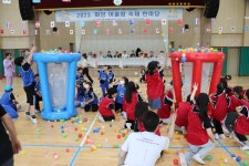[작은 학교를 가다] ③ 우리 모두 작가…동화책 만드는 여수 화양초
