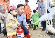 함께 웃고, 꿈꾸는 미래…전북서 어린이날 대축제 개최