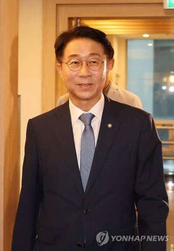국회의장 후보 단일화 회동하는 조정식