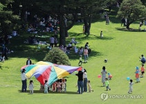 놀이터로 변신한 골프장