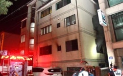 군포 3층짜리 다가구주택서 불…1명 사망·1명 중태