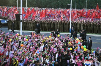 김정은, 평양 전위거리 준공식 참석…딸 주애 두달만에 재등장