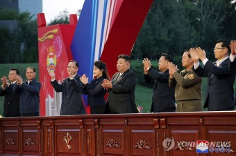 김정은, 평양 전위거리 준공식 참석…딸 주애 두달만에 재등장