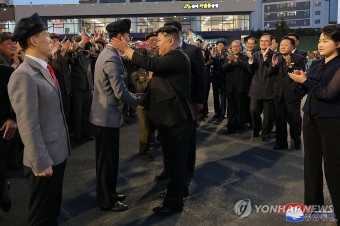 김정은, 평양 전위거리 준공식 참석…딸 주애 두달만에 재등장