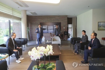 이명박 전 대통령 예방한 추경호 원내대표