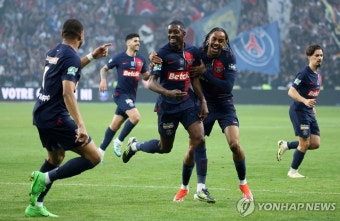 '이강인 교체출전' PSG, 프랑스컵 우승…국내 대회 3관왕 달성