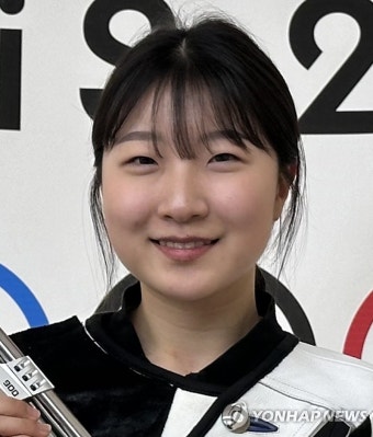 '여고생 소총수'로 '제2의 여갑순' 꿈꾸는 여자 소총 반효진