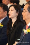 취업박람회 개막식 참석한 김연아