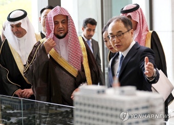 사우디 검찰총장 만난 이원석 검찰총장