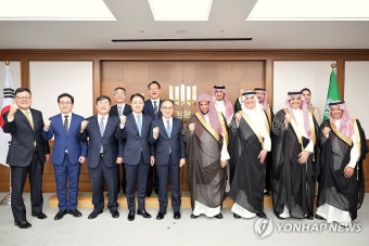 사우디아라비아 검찰총장과 만난 이원석 검찰총장
