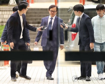 '삼성전자 내부 특허 유출' 안승호 전 부사장 영장심사