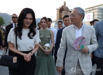 코리아뷰티페스티벌 개막식 참석한 유인촌 장관과 이부진 위원장