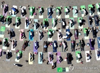 주말 아침 요가 삼매경