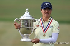 사소, US여자오픈 골프 3년 만에 패권 탈환…우승 상금 33억원(종합)