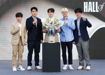 '전설' 등극한 페이커 