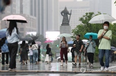 [내일날씨] 토요일 전국에 비…남부는 일요일 새벽까지