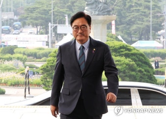 출근하는 우원식 국회의장