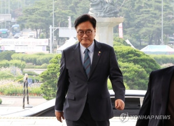 출근하는 우원식 국회의장
